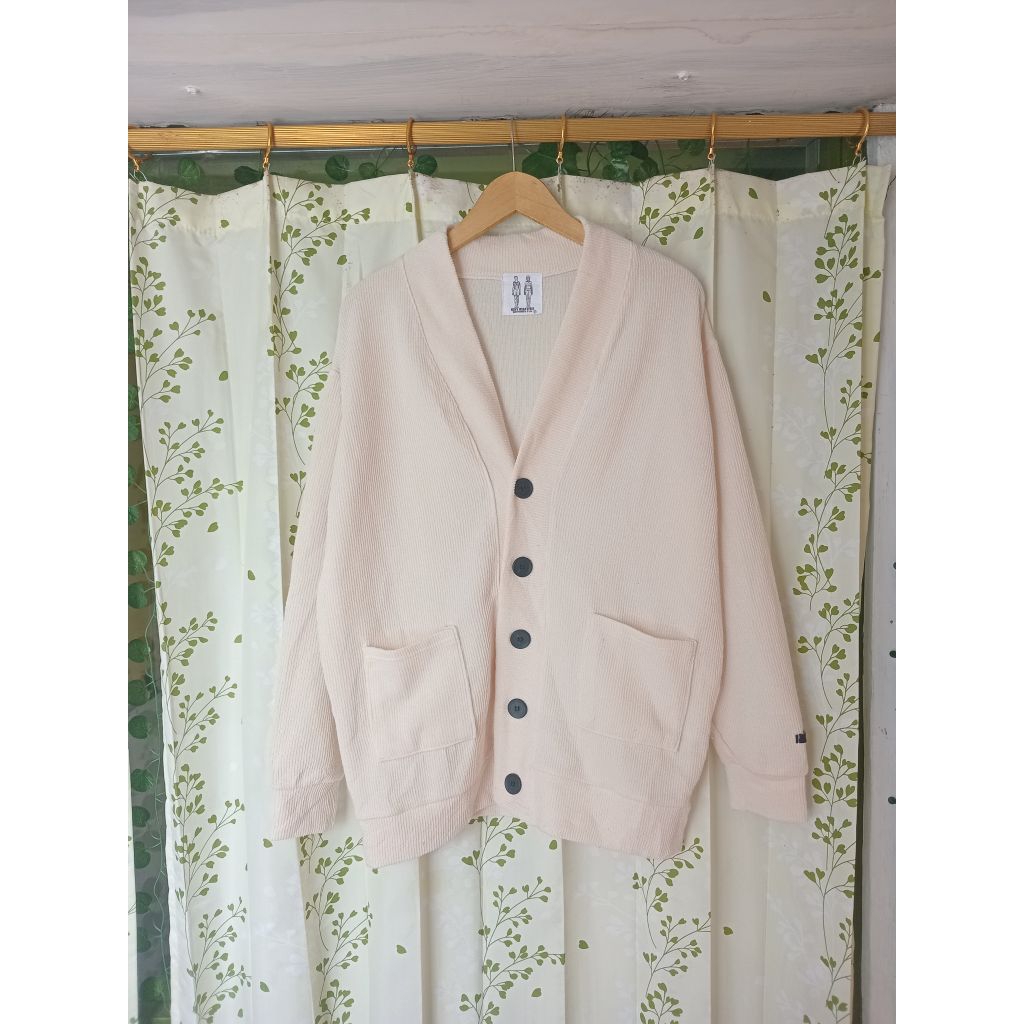 Cardigan rajut lidi tebal warna putih tulang / BW oversize