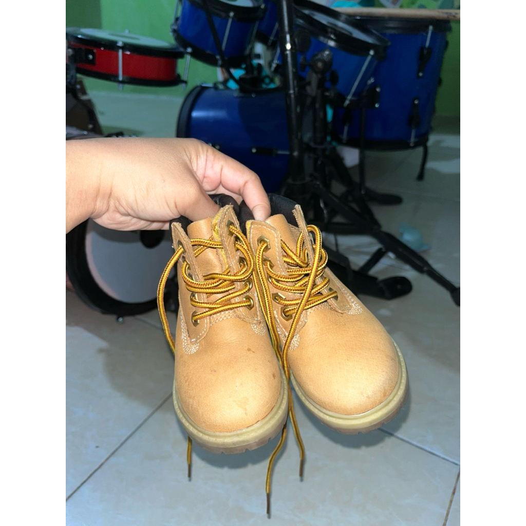 Preloved Sepatu Timberland Anak