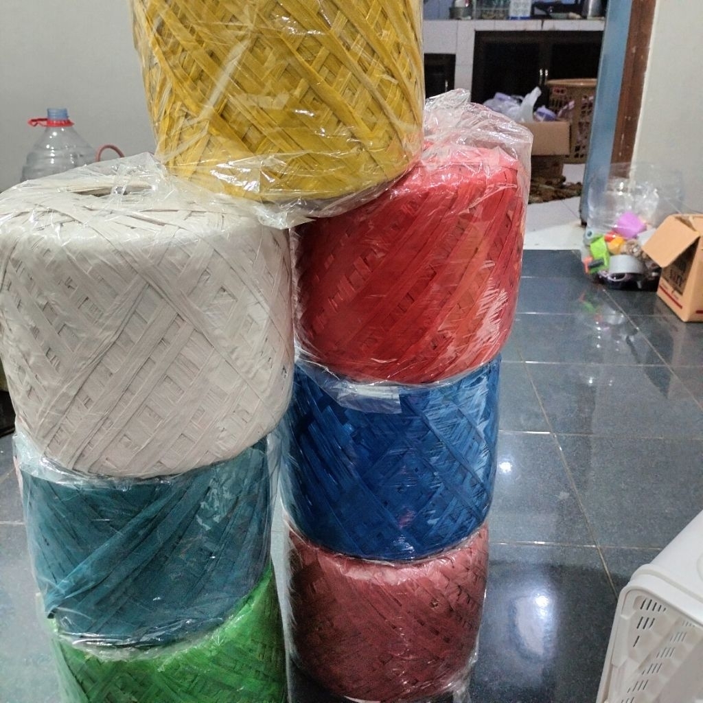 tali rafia produk bola dunia berat 2kg full  grosir murah harga pabrik dengan berat 2 kg  sangat mur