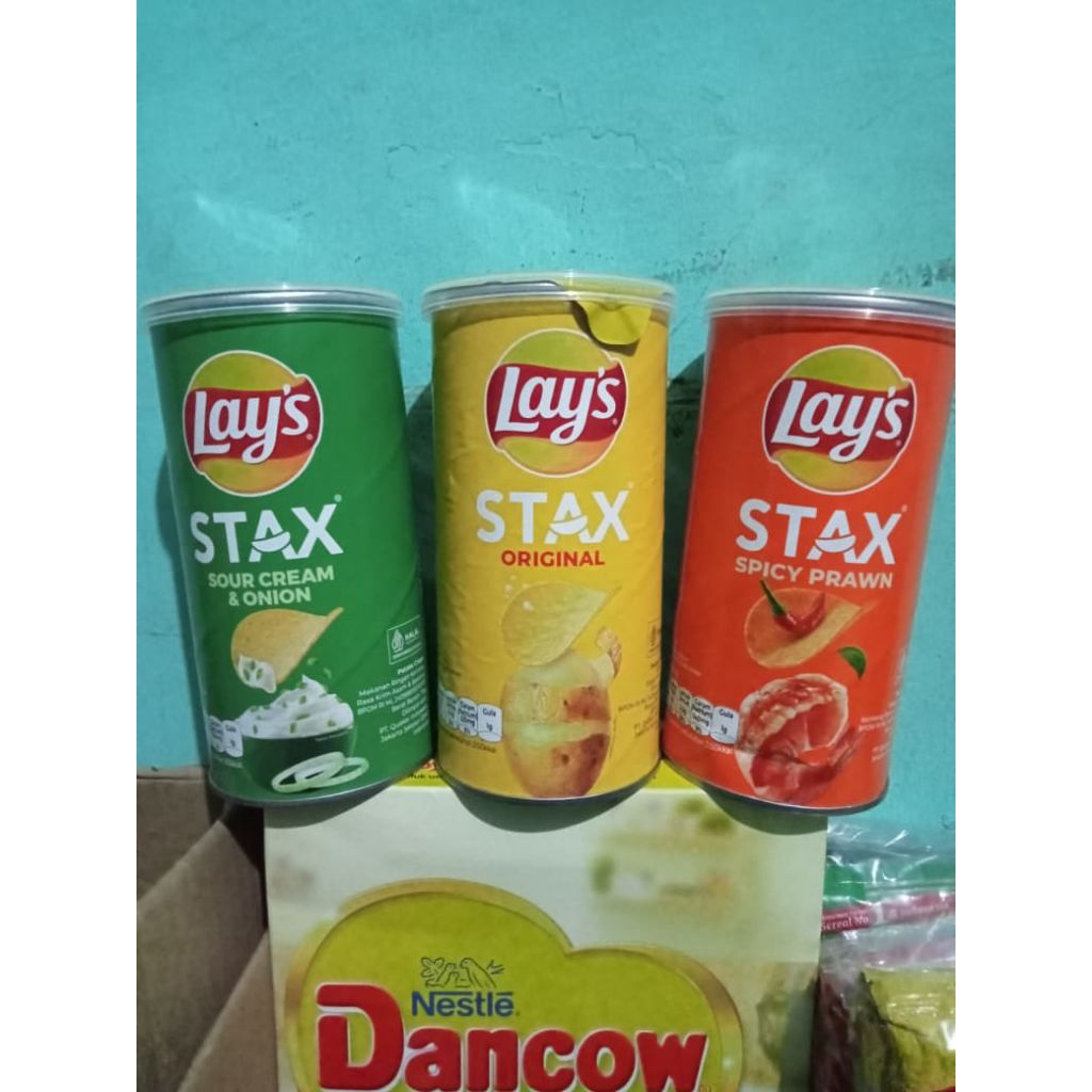 Lays stax Keripik kentang