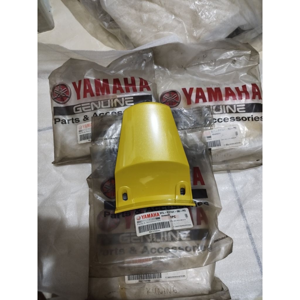 sambungan body Mio sporty kuning ped body 5tl original nos