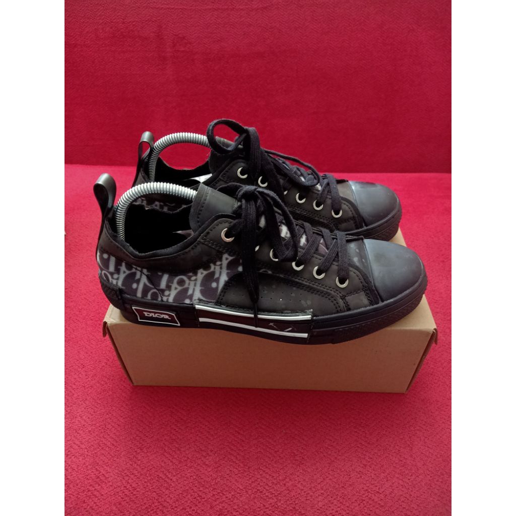 Sepatu merk DIOR B.23 low Oblique black & grey size 40 ( prelove) mewah