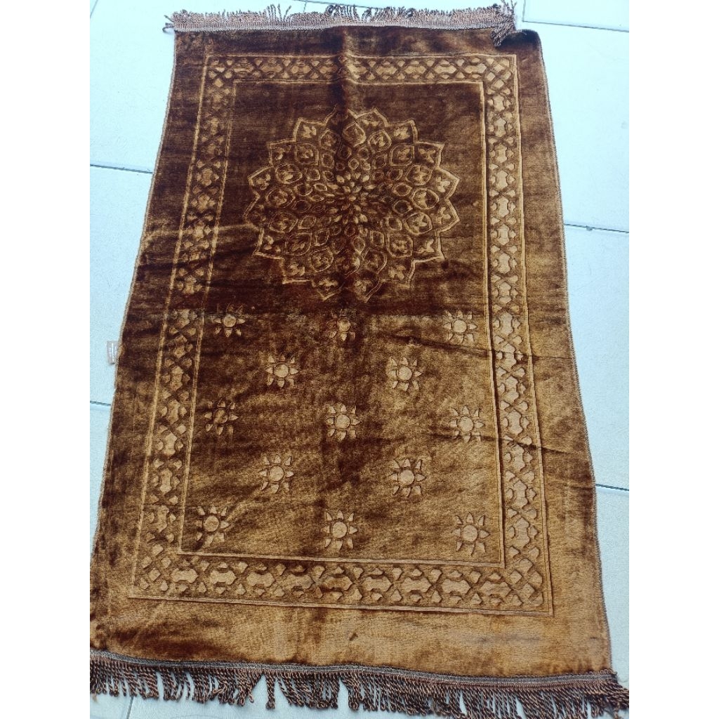 Sajadah Turkey / Sajadah Lembut Arbain 70 x 110 Cm. Harga Per 1 Pcs