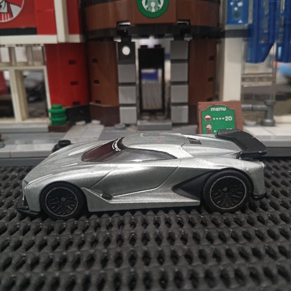 HOT WHEELS PREMIUM LOOSE NISSAN CONCEPT 2020 VISION GT SILVER