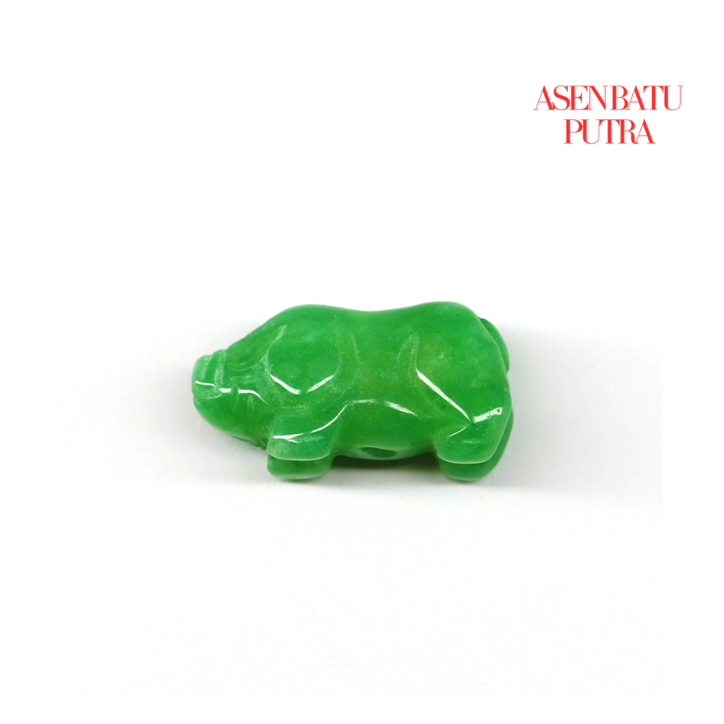 Liontin Giok Hijau Natural - Shio Babi