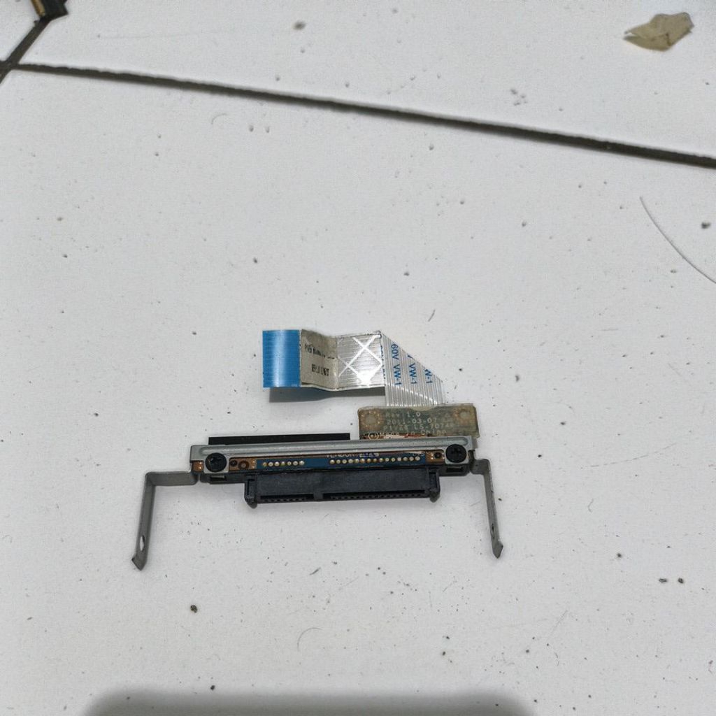 Acer aspire AO756 konektor hdd/ssd