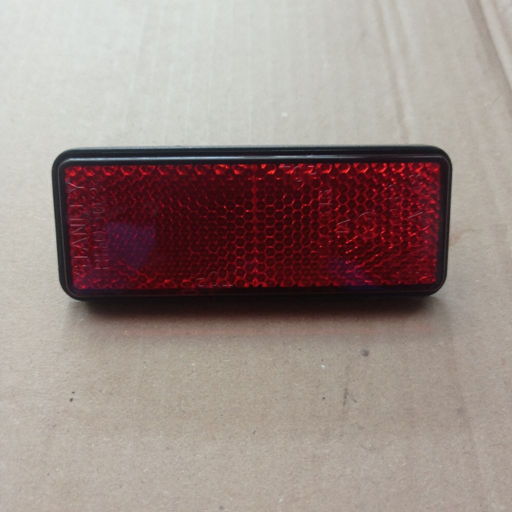 mata kucing refletor spakbor blakang ninja 250 klx original