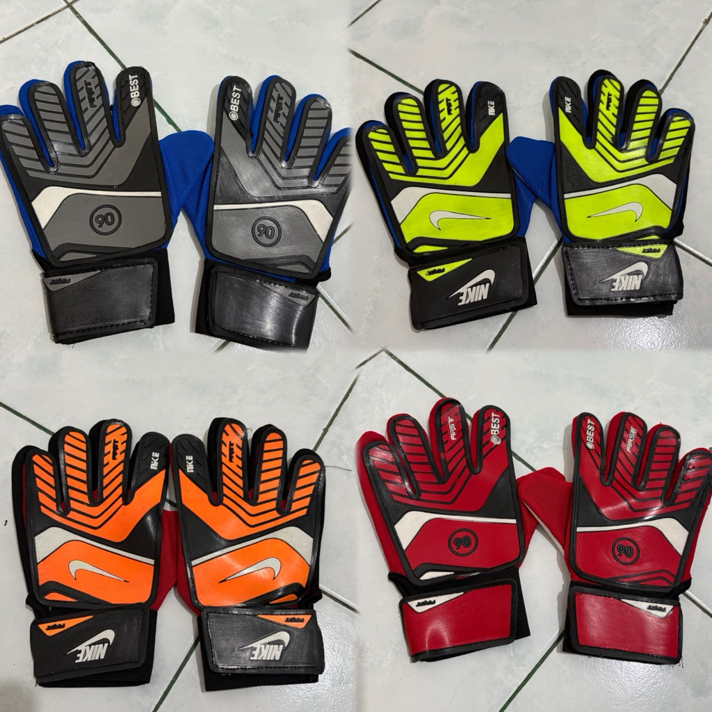 sarung tangan bola kiper GK goal keeper anak kids