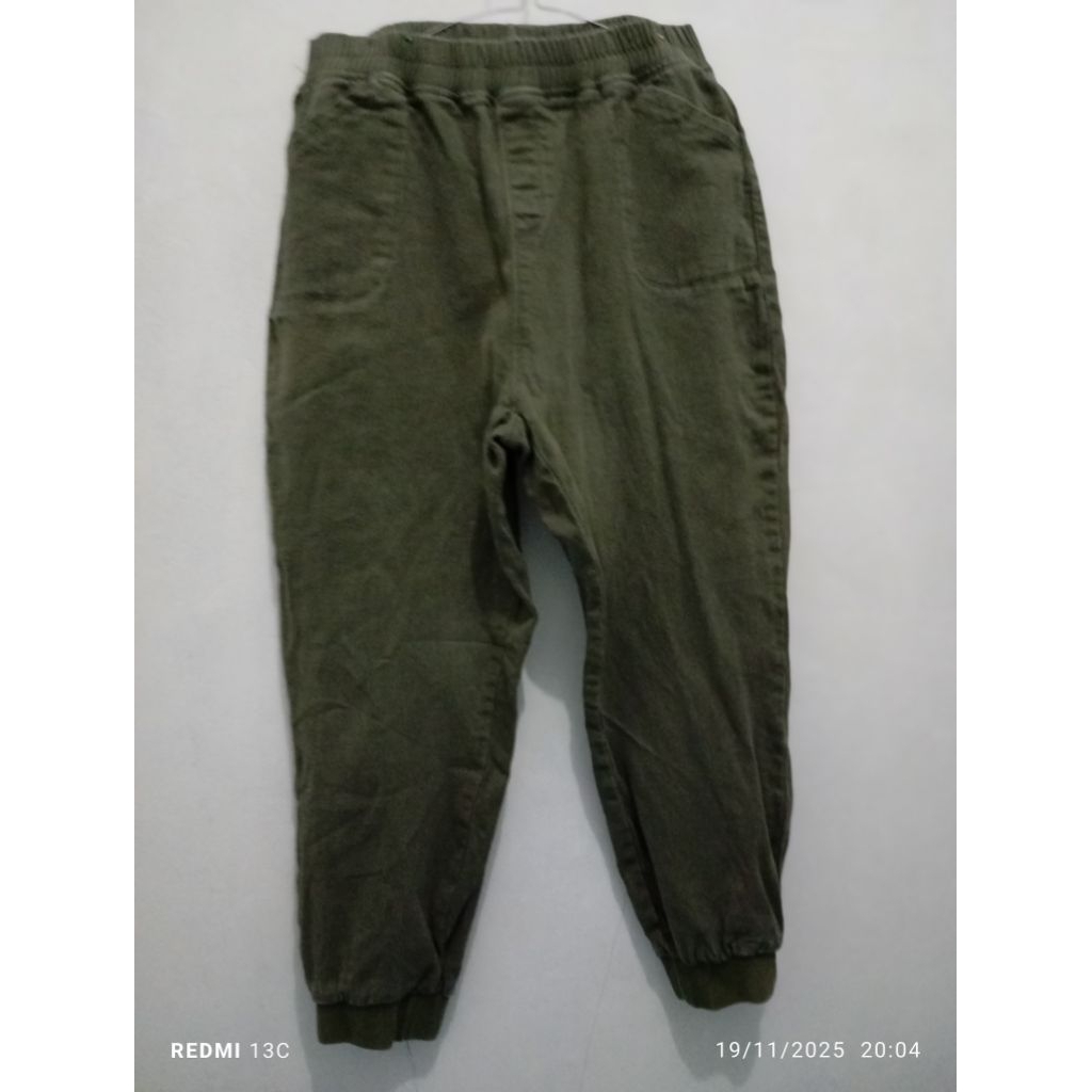 preloved celana panjang pria joger jumbo look at me