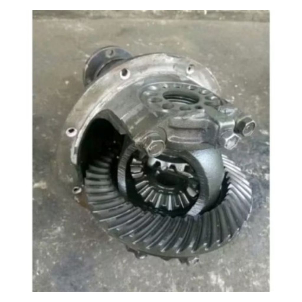 GARDAN MOBIL SUZUKI CARRY 1.0 SIAP PAKAI ORIGINAL SECOND COPOTAN