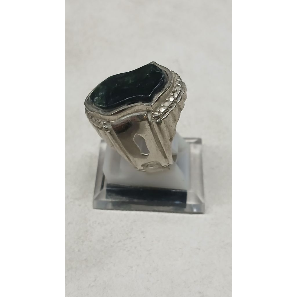 terompah nabi batu black jade