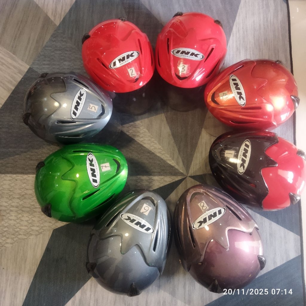 HELM INK ORI kondisi bekas sangat layak pakai