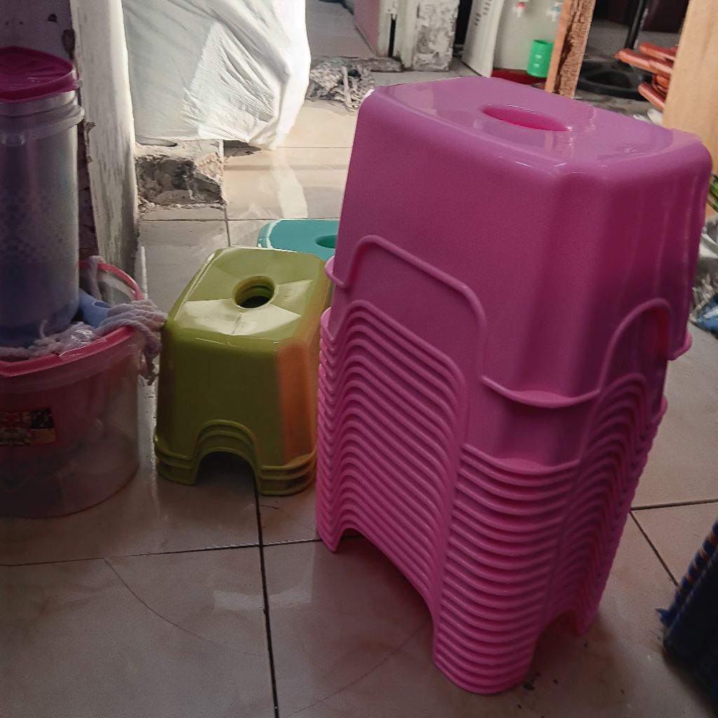 BANGKU MINI JONGKOK PLASTIK TEBAL