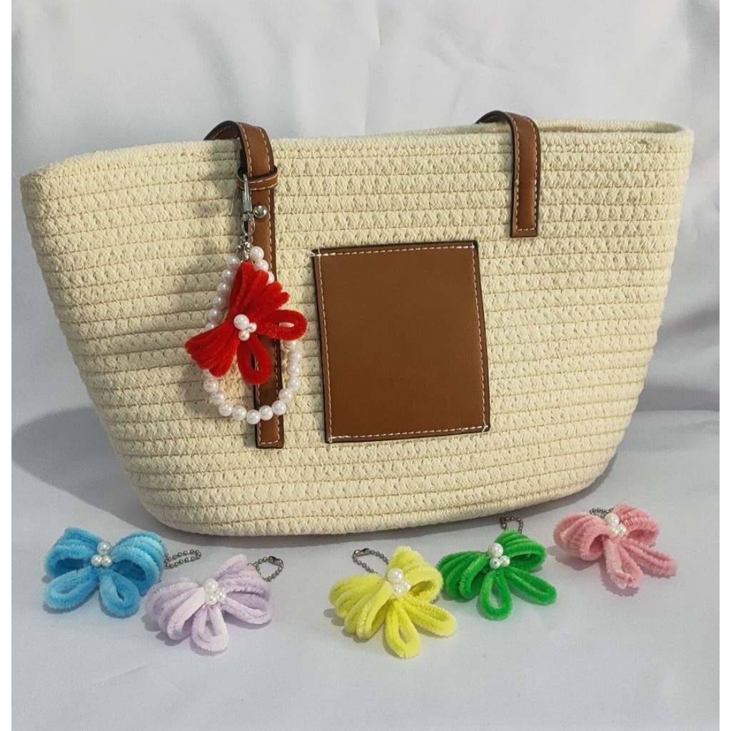 souvenir pernikahan / Gantungan kunci kawat bulu pita mutiara / Ganci kawat bulu pita /Gantungan kaw