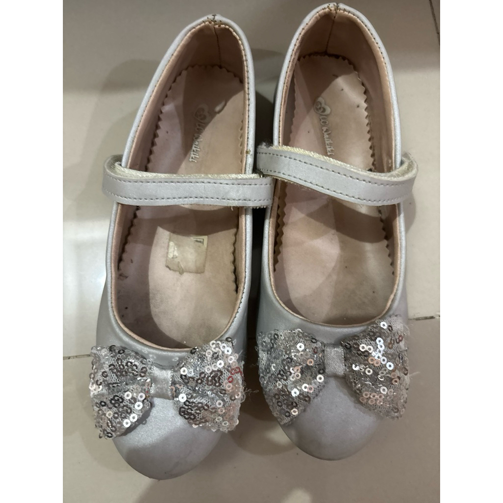 LC waikiki sepatu anak