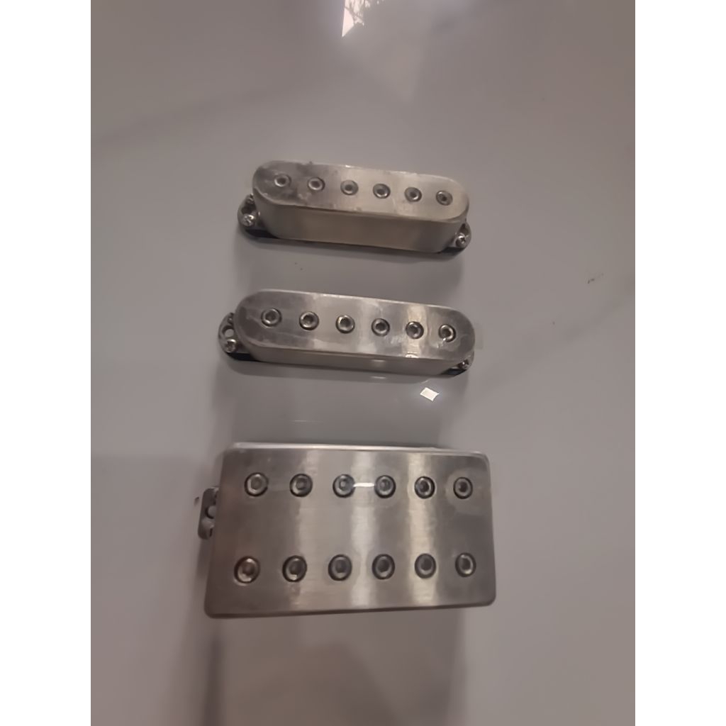 READY pickup Ibanez Q Series Pasive Headleess Set HSS.