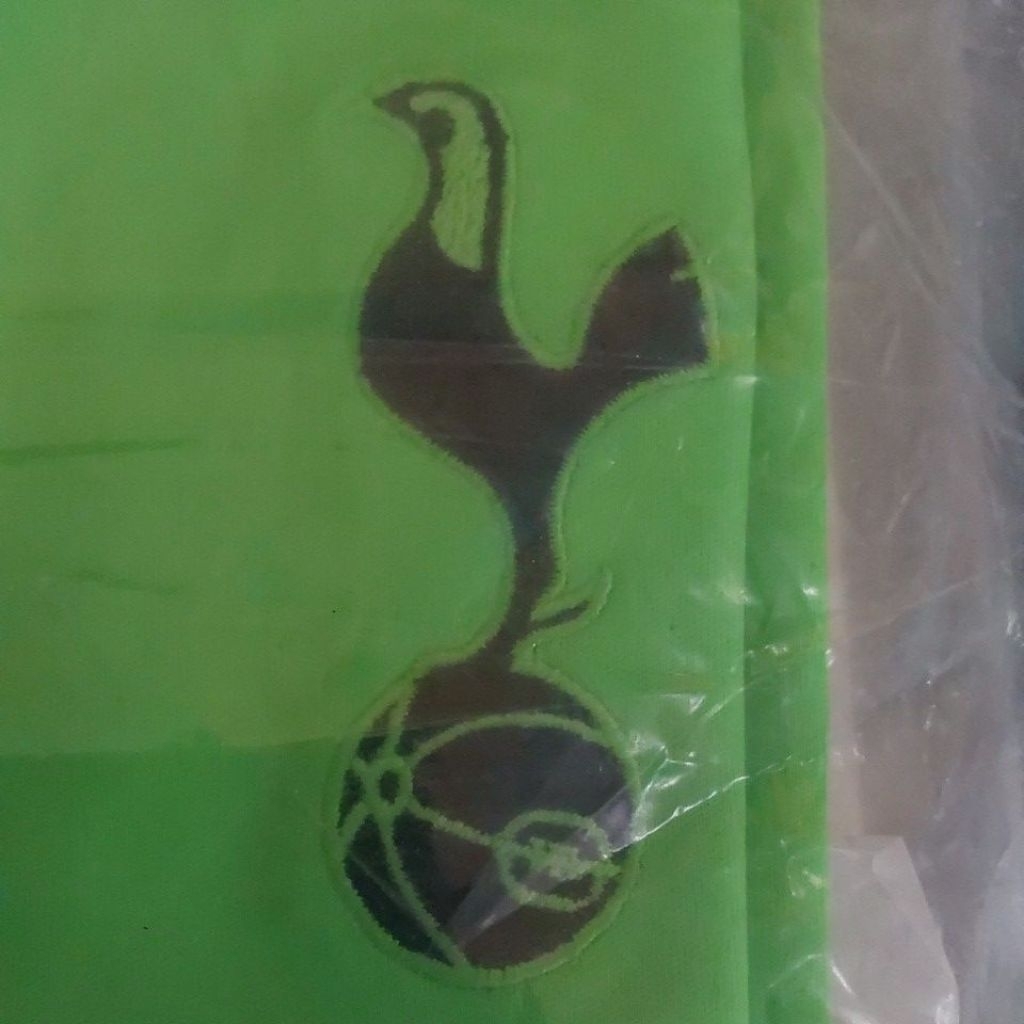 JERSEY TOTTENHAM HOTSPUR (BARU)
