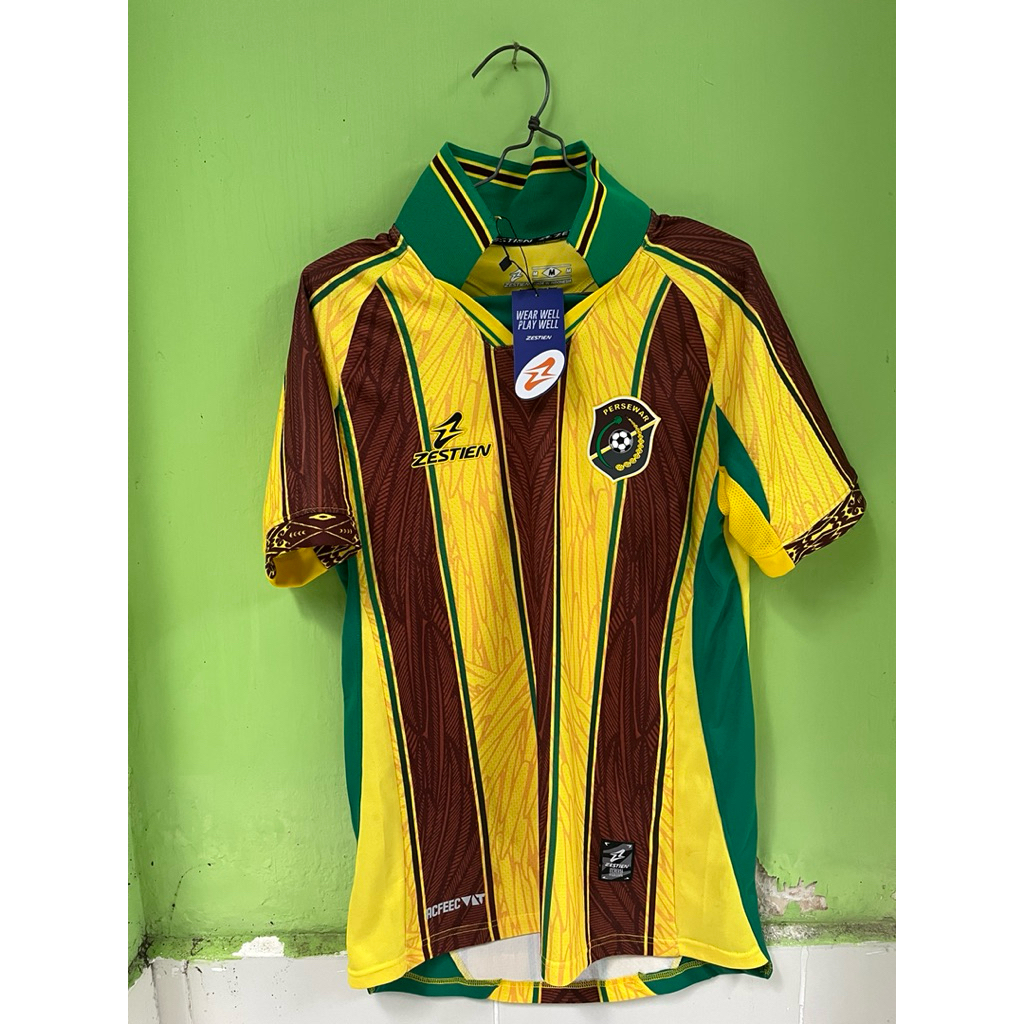 Jersey Persewar Waropen