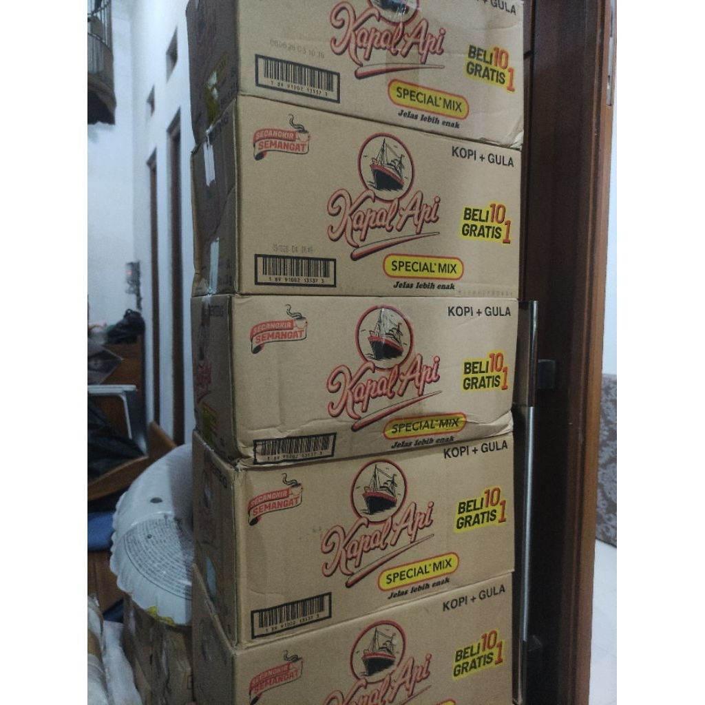 kopi kapal api special mix 1dus