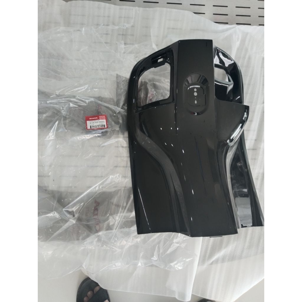 Cover Inner Hitam Honda Scoopy K2F
