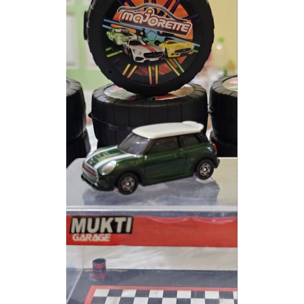 TOMICA MINI Cooper JCW