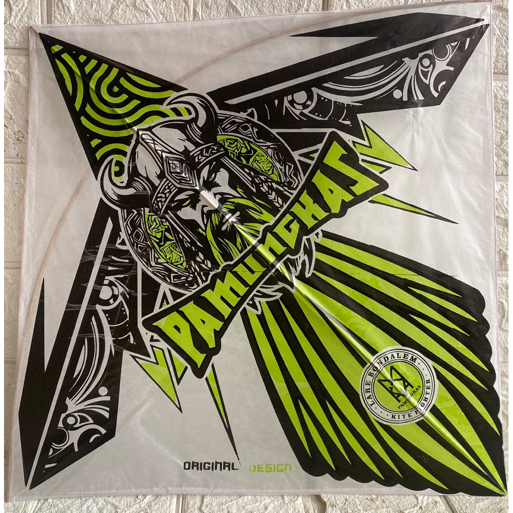 Layangan Sukhoi Super Lilitan Bambu Apus