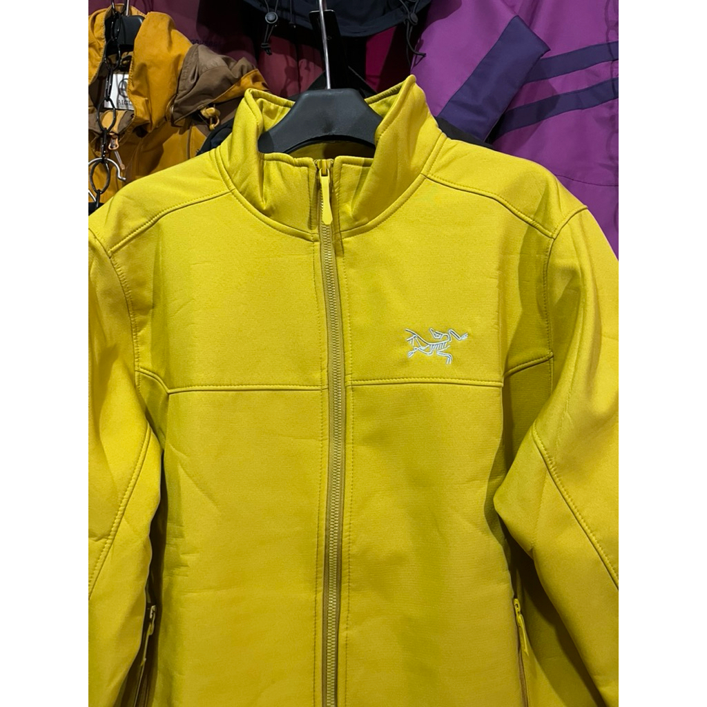 jaket outdoor softshell anti air anti angin arteryx
