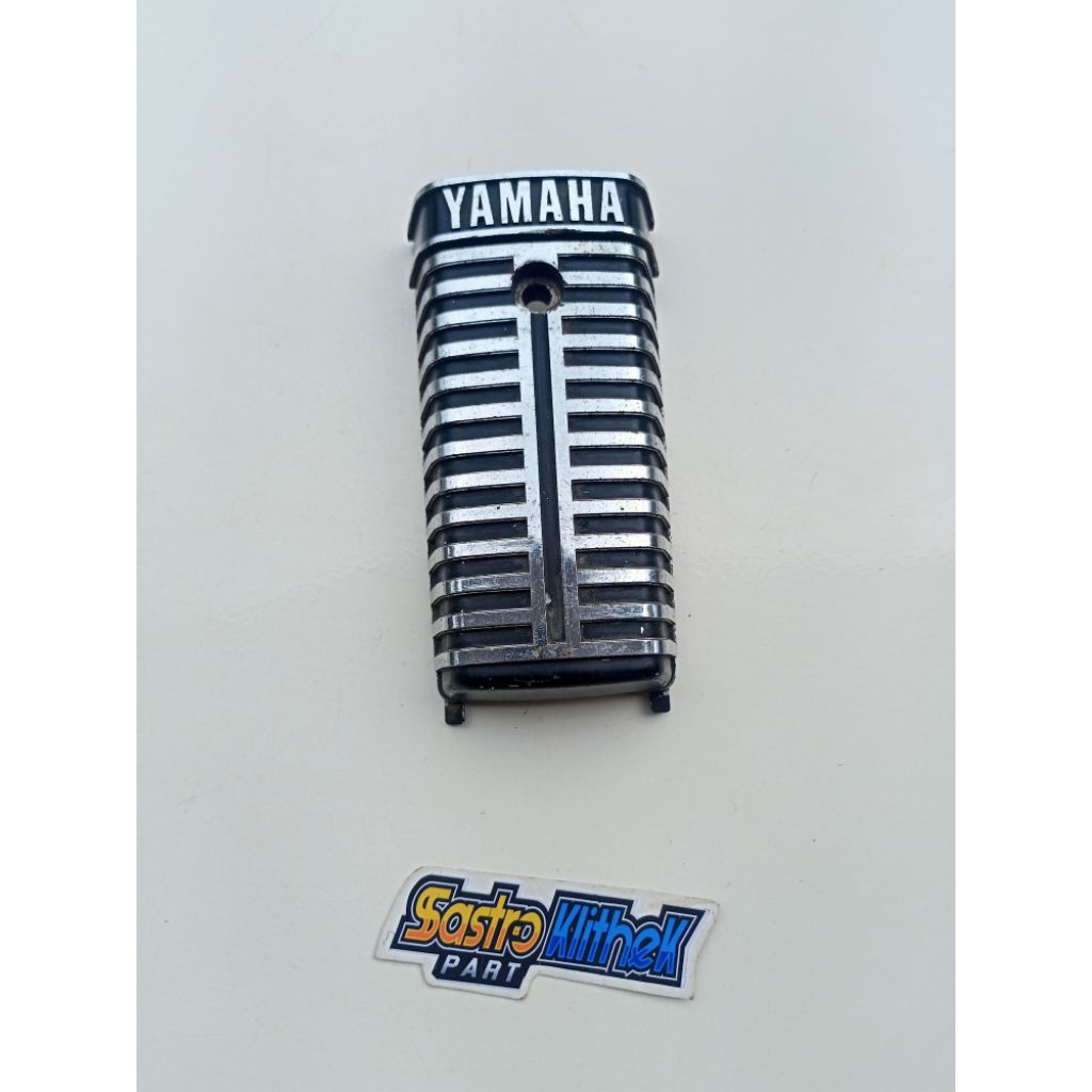 Emblem Dada Emblem Dasi YAMAHA V80 ORIGINAL SECOND