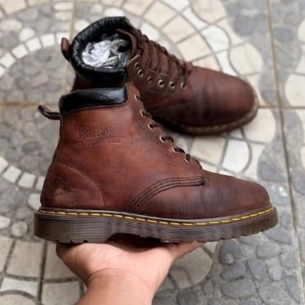 DR.MARTENS 939 SAXON CRAZY HORSE