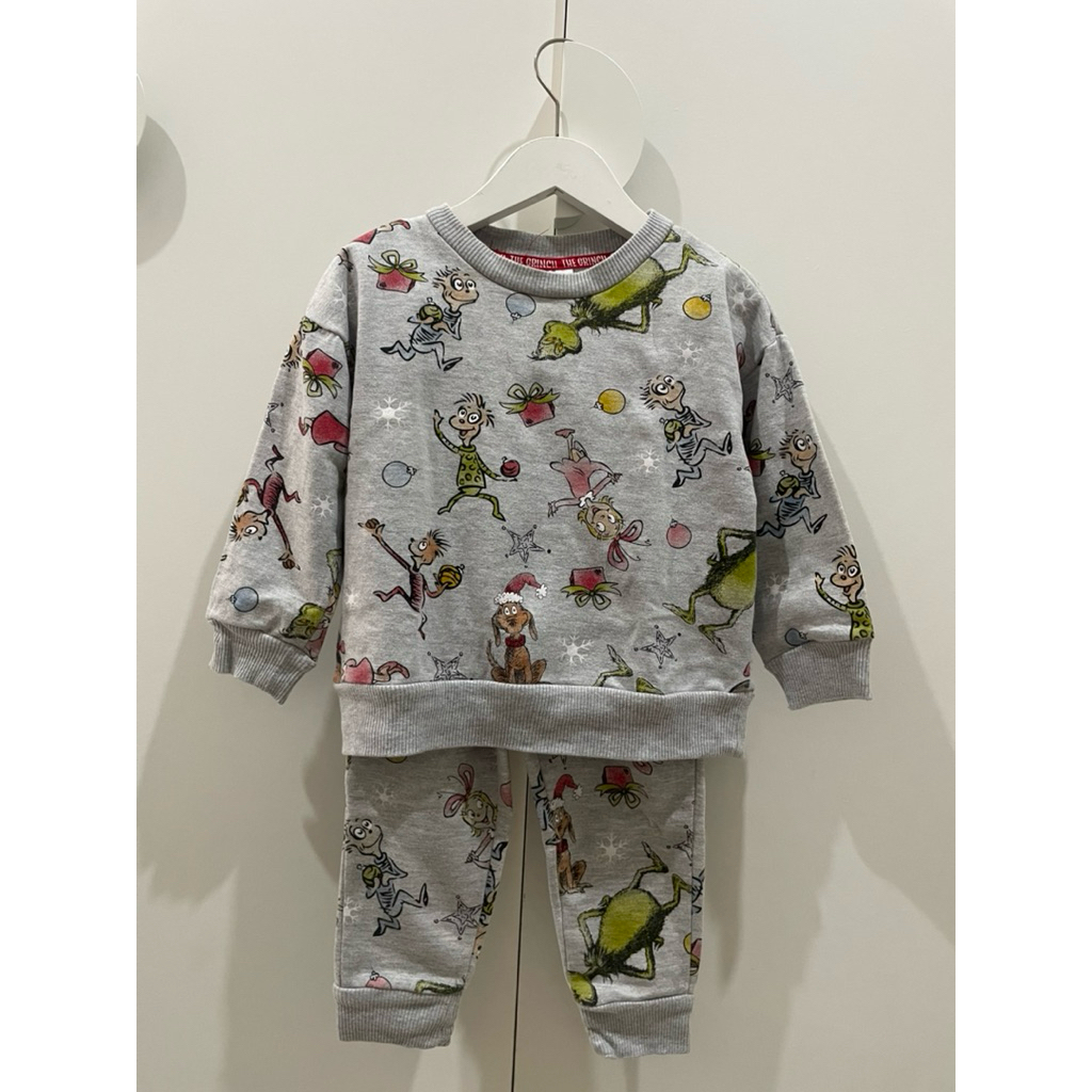 Preloved like new set baju natal anak the grinch