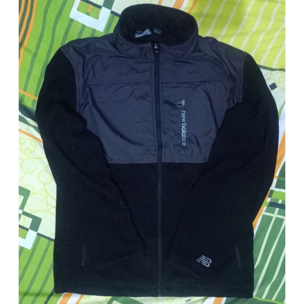 Jaket New Balance