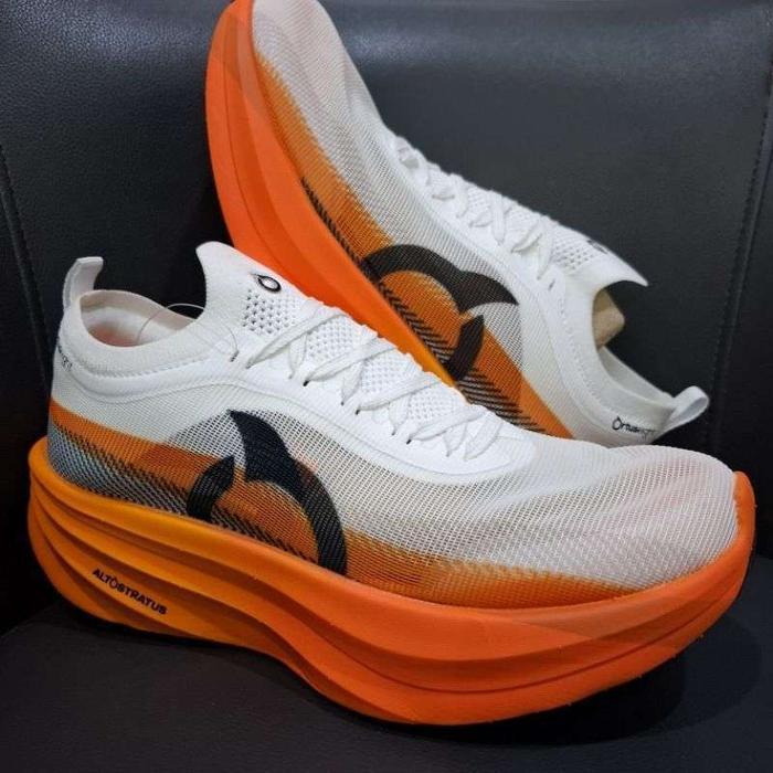 Sepatu Running Ortuseight Hypersonic 2.0 Carbon Mesh