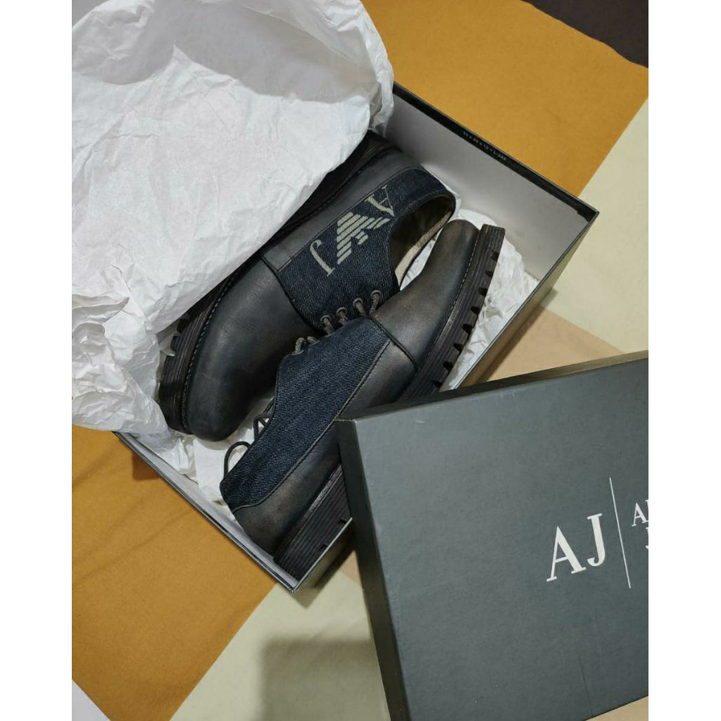 Sepatu ARMANI not LOUIS VUITTON