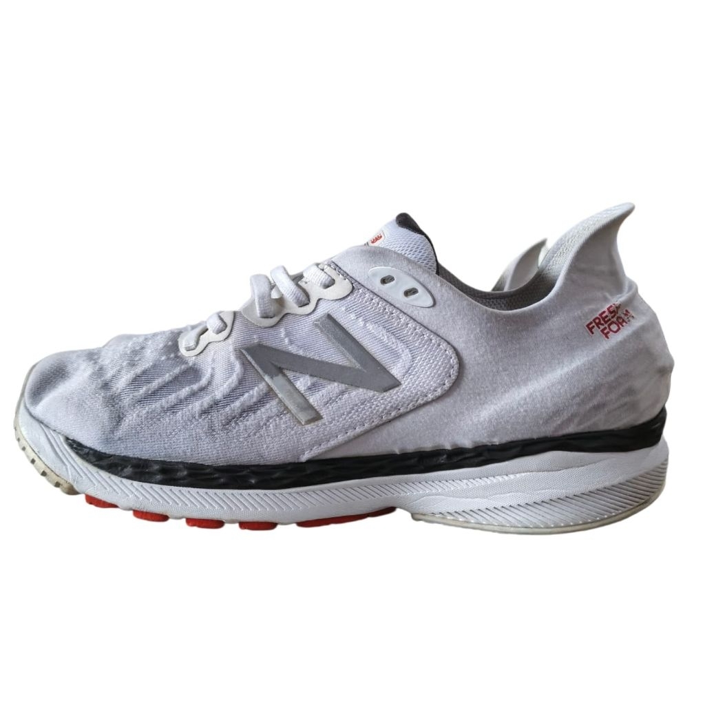 SEPATU SEKEN_860v11 RUNNING -  42.5