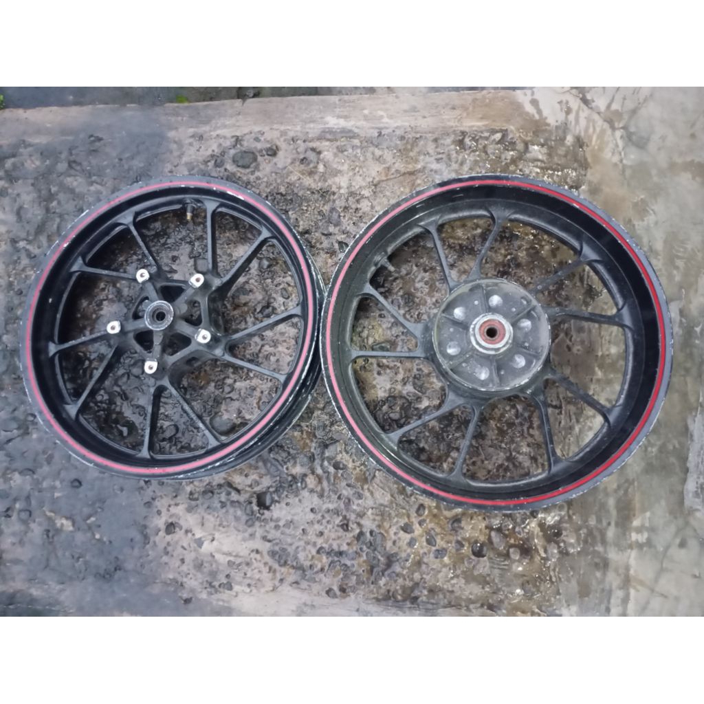 velg racing R15 V3 tapak lebar ukuran 400/250