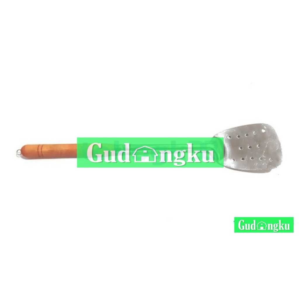 Sutil/Sodet Lubang Stainless Nasi Goreng Pegangan Kayu Ukuran Tanggung