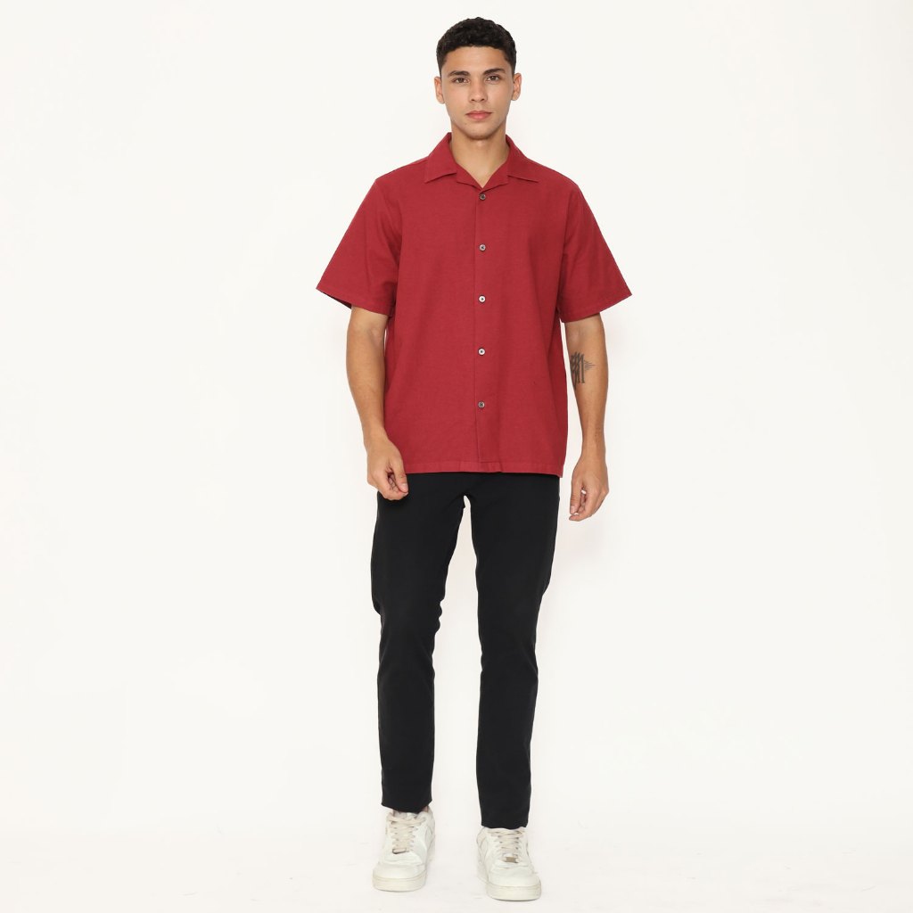 Kemeja pria lengan pendek potongan regular  bahan katun-Noel Mens Top