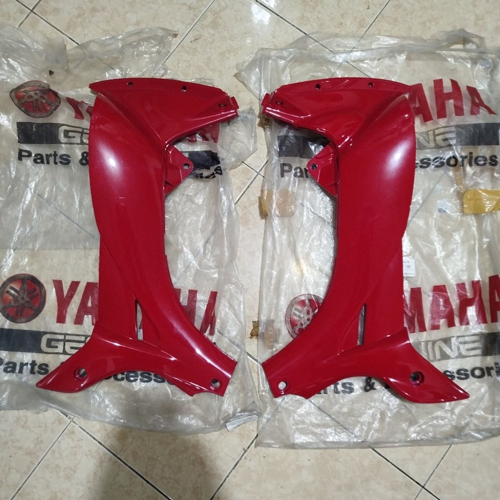 Legshield Sayap Dalam Kanan Kiri Jupiter Z lama Jupiter Z CW Merah Cabe Original YGP  5TP-F8385-00-P