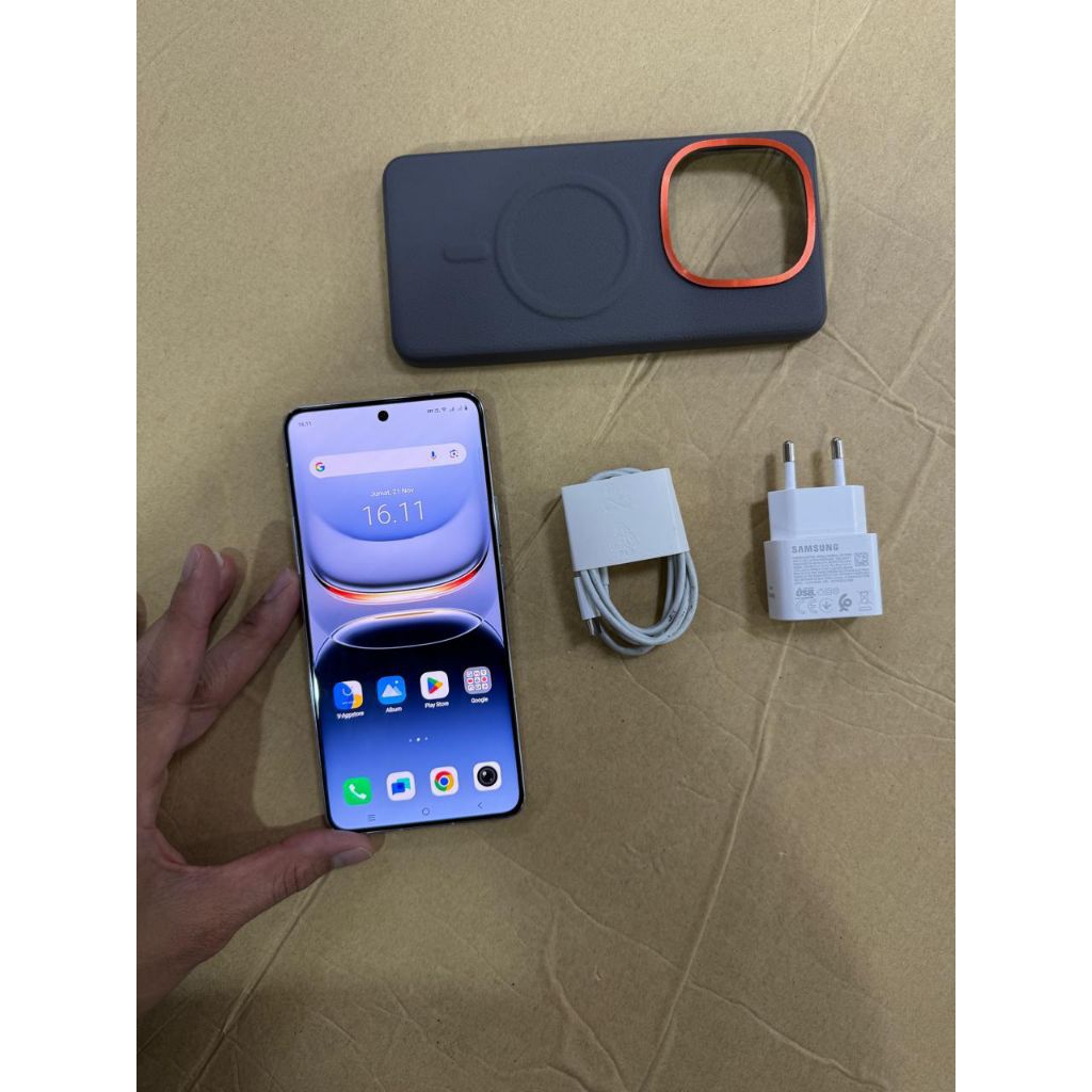 Iqoo 13 5G 16/512GB Snapdragon 8 Elite Garansi Resmi Fullset