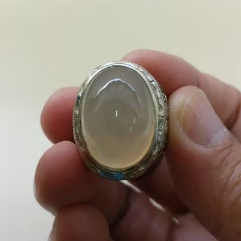 Bacan obi  serat kuya Giwang warna putih alas kuning