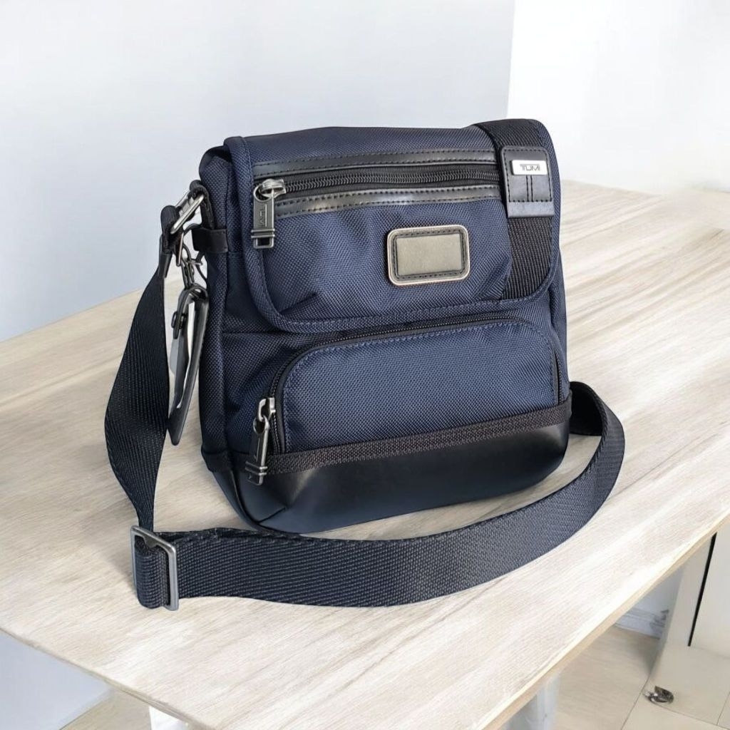 Tumi kerby crossbody navy original bag
