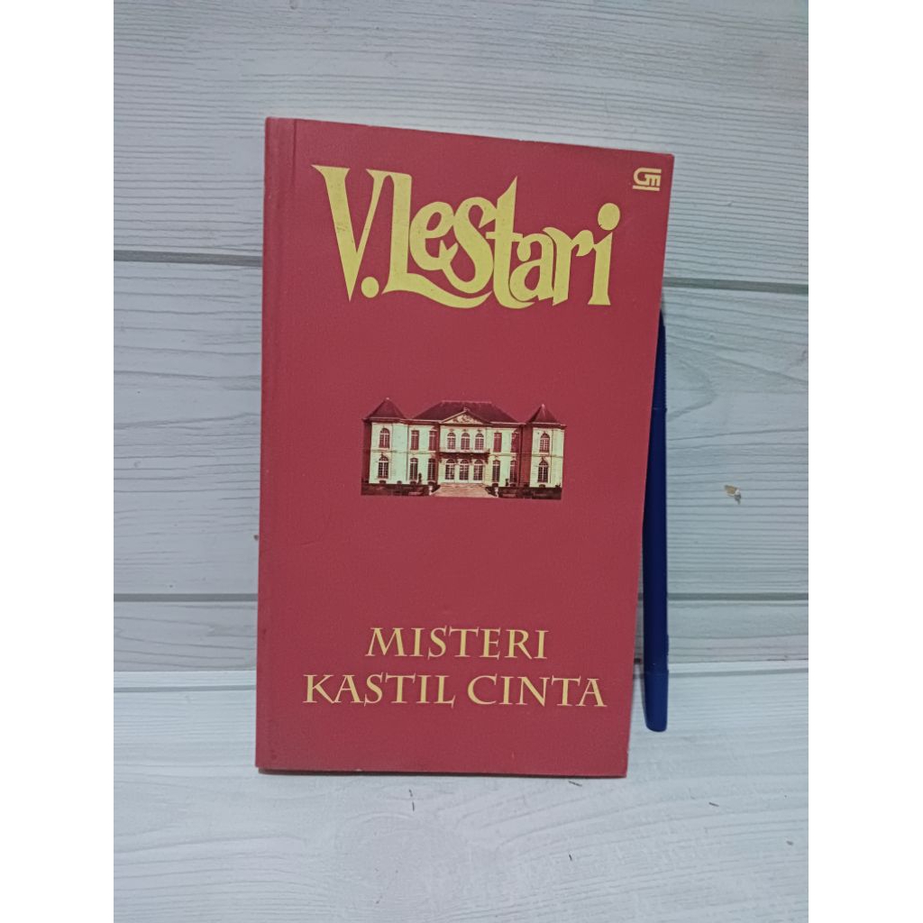 NOVEL ORIGINAL MISTERI KASTIL CINTA by V.Lestari