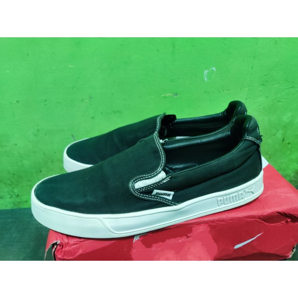 Slip On Puma Size 42 (Second)