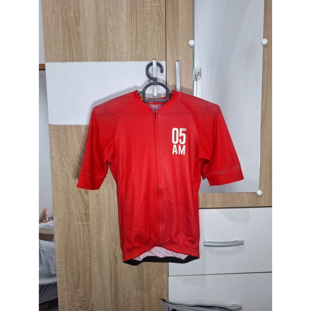 Jersey Sub merah XS masih bagus