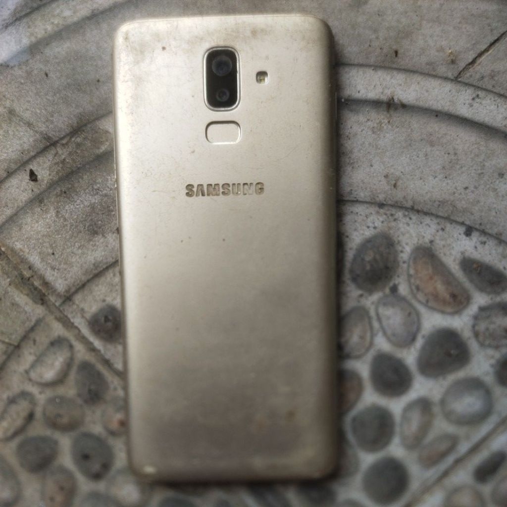 Samsung j810y/DS minus tingal naik lcd saja