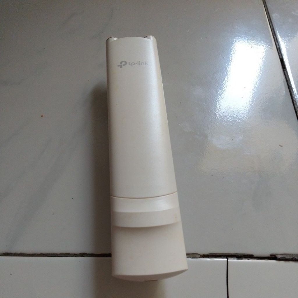 router Quutdoor TP- link omada eap110