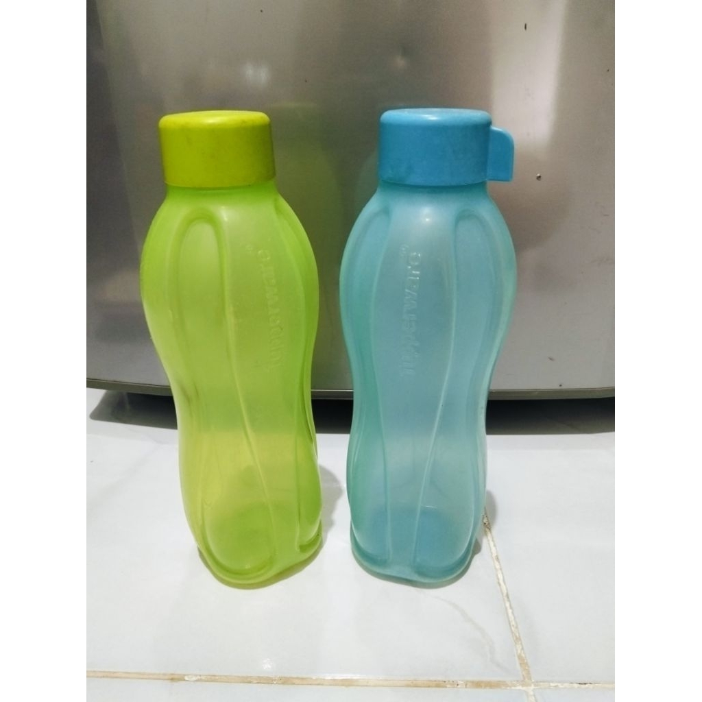 Tupperware botol tutup ulir 1 liter isi 2