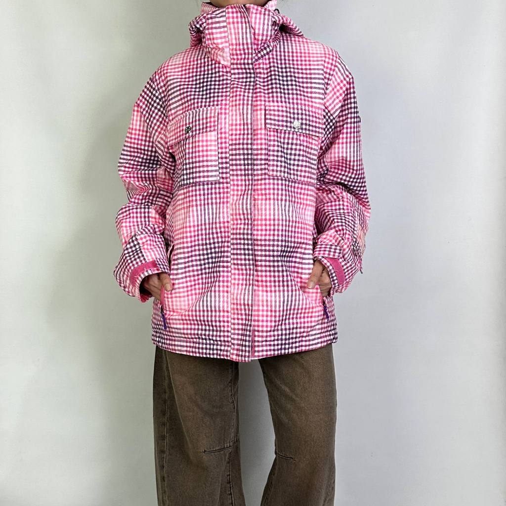 Jaket Gunung Wanita Kissmark size L (seperti baru) anti air  100% original 221125M