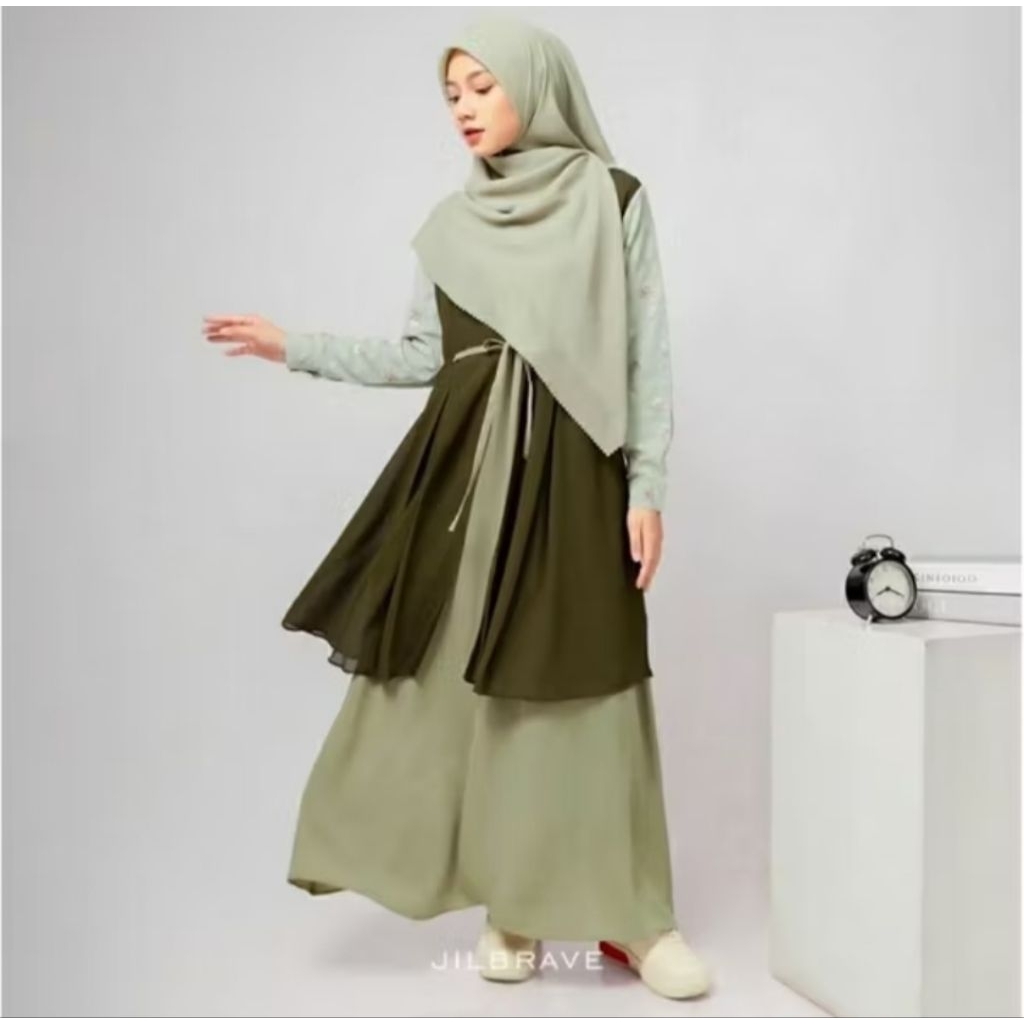 Jilbrave vivianedress size M