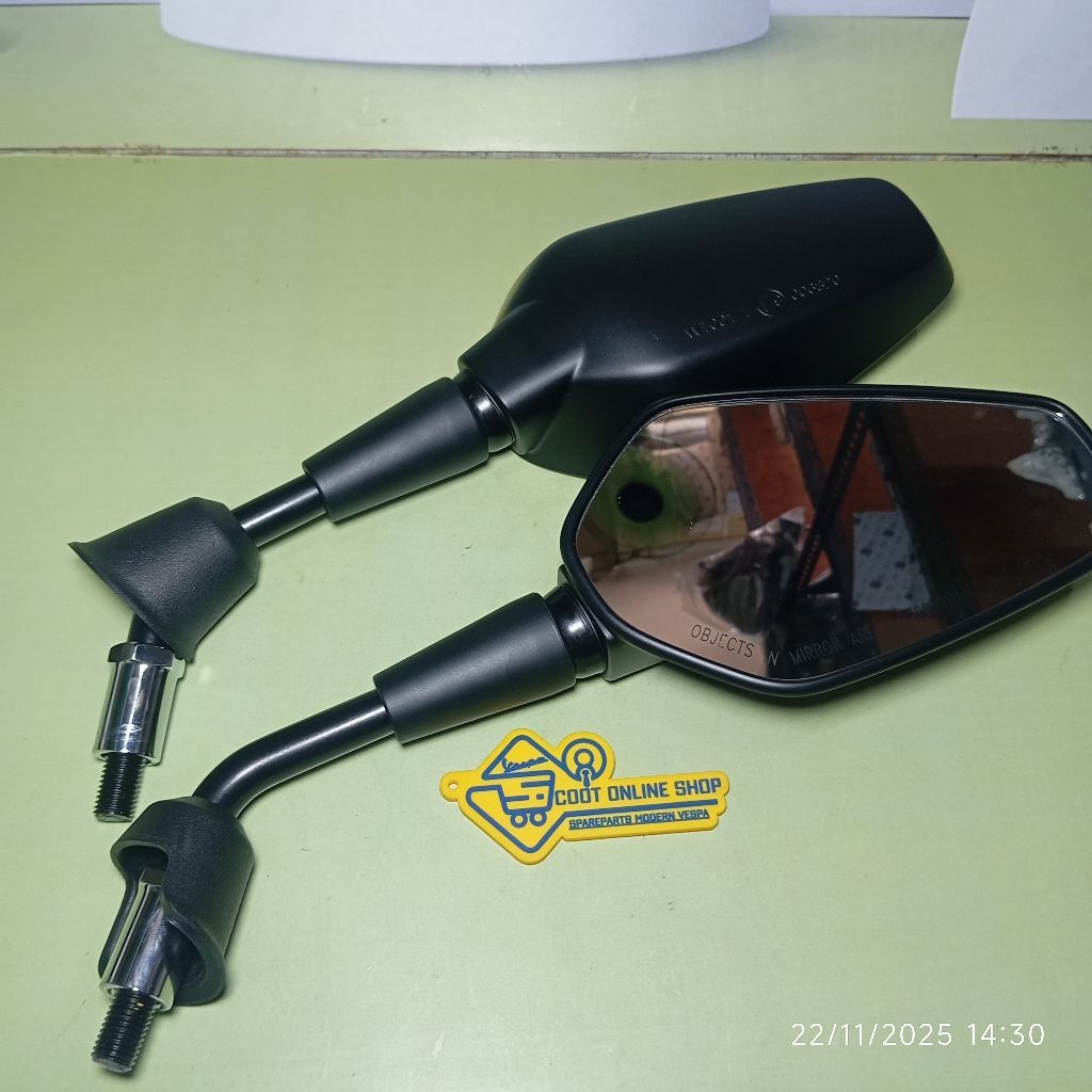 SPION VESPA MATIC SPRINT/PRIMAVERA FACELITE 2025 KANAN KIRI ORIGINAL PIAGGIO